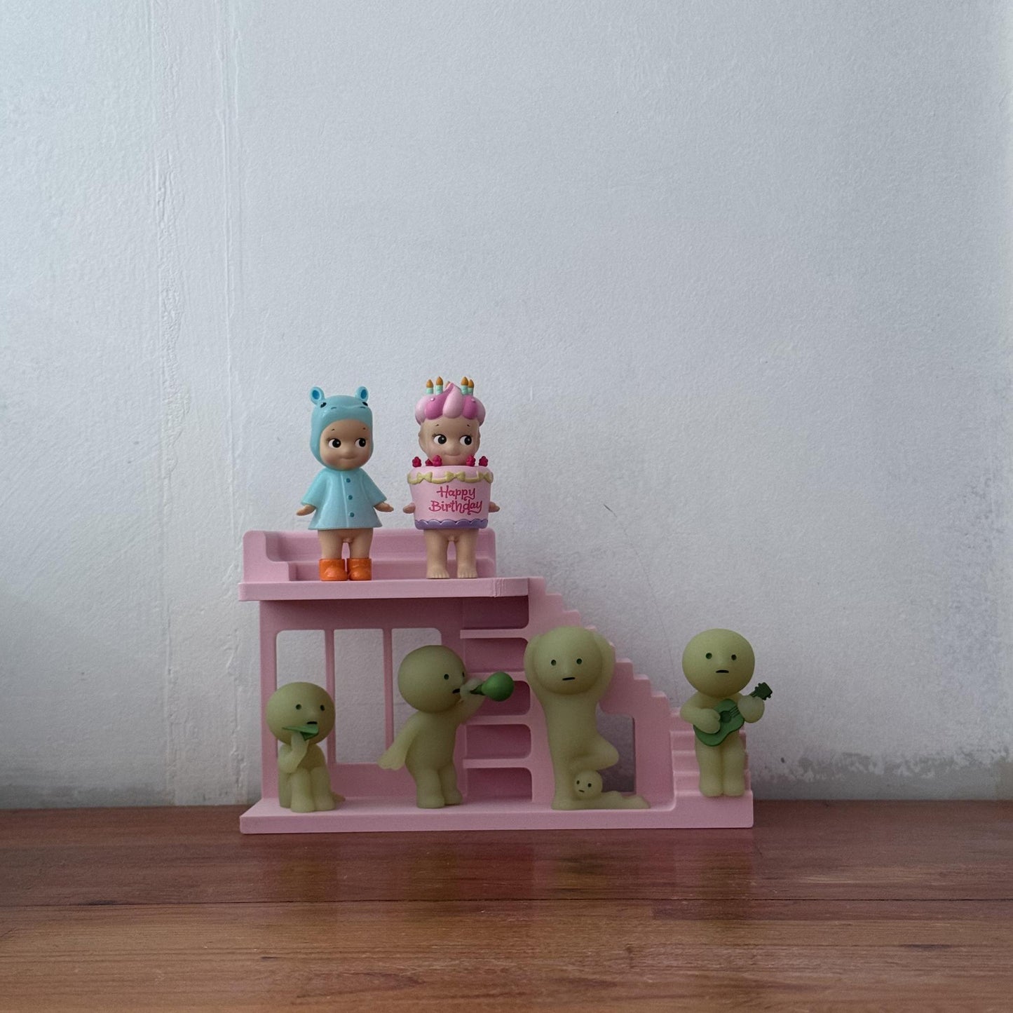 Smiski Display Stand | Mini Living Mirrored Edition | Mini Figure Organizer Display